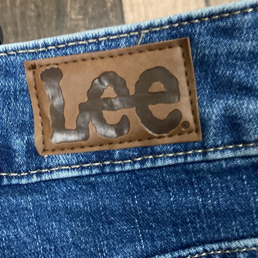 👖Lee 22W mid rise boyfriend Jeans - Picture 15 of 16
